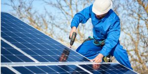 Installation Maintenance Panneaux Solaires Photovoltaïques à Coutansouze